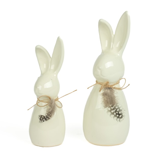 Keramik Hase Sam stehend mit Jute& Perlhuhnfeder, weiß