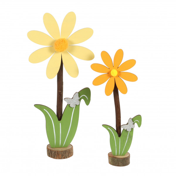 Blume, Holz, auf Baumscheibe, stehend mit Schmetterling,gelb-orange